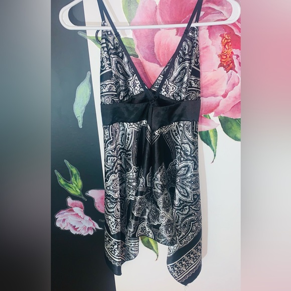 PLASTIC BRAND🩶Silky, Satin Flowy Camisole - Picture 6 of 10